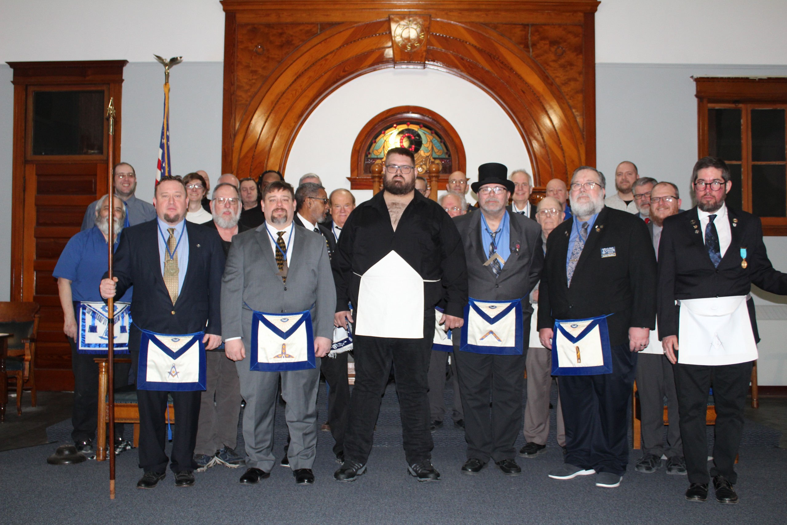 brothers of streator lodge visiting st john's lodge helping in a first degree